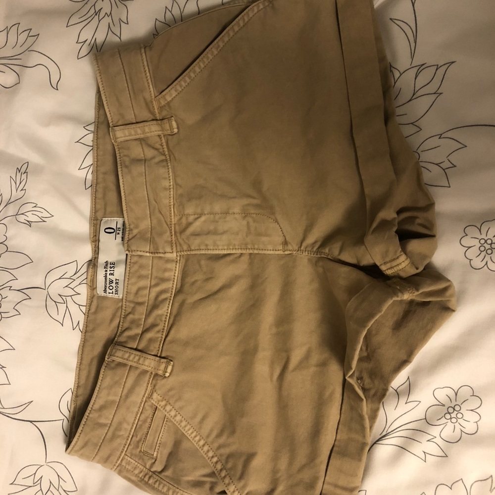 Abercrombie & Fitch Khaki Shorts